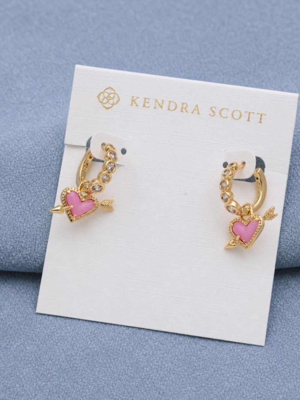 Kendra Scott Ari Heart Arrow Earrings - Gold & Pink Opalescent Resin